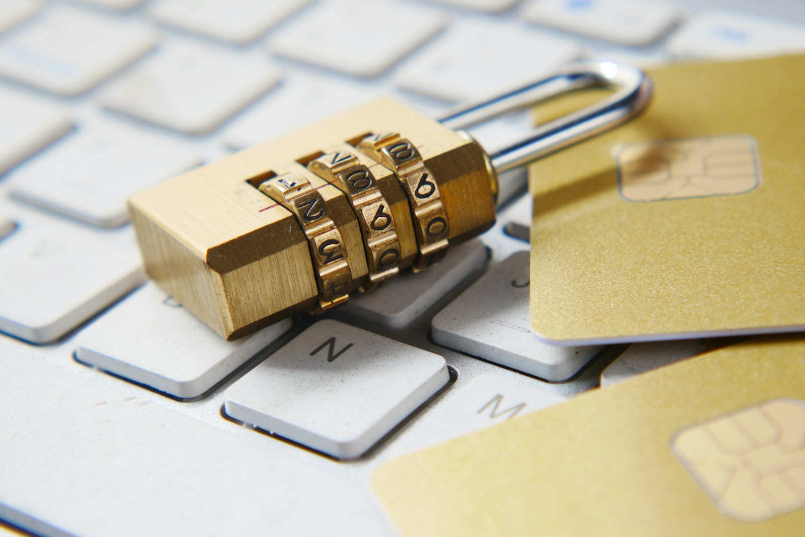 Visa Scams 2026: How to Avoid Fake Visa Services & Fraud